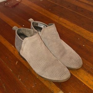 Toms booties
